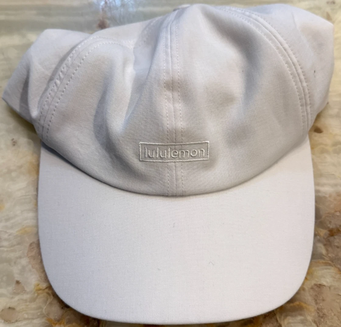 Lululemon Unisex Baller Hat Gray Everyday Wear Soft Embroidered Logo One Size