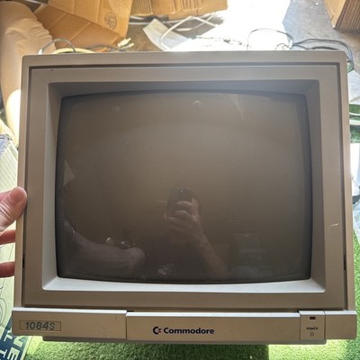 Commodore Video Monitor 1084S for Amiga C64 64C C128 computers TESTED & WORKING