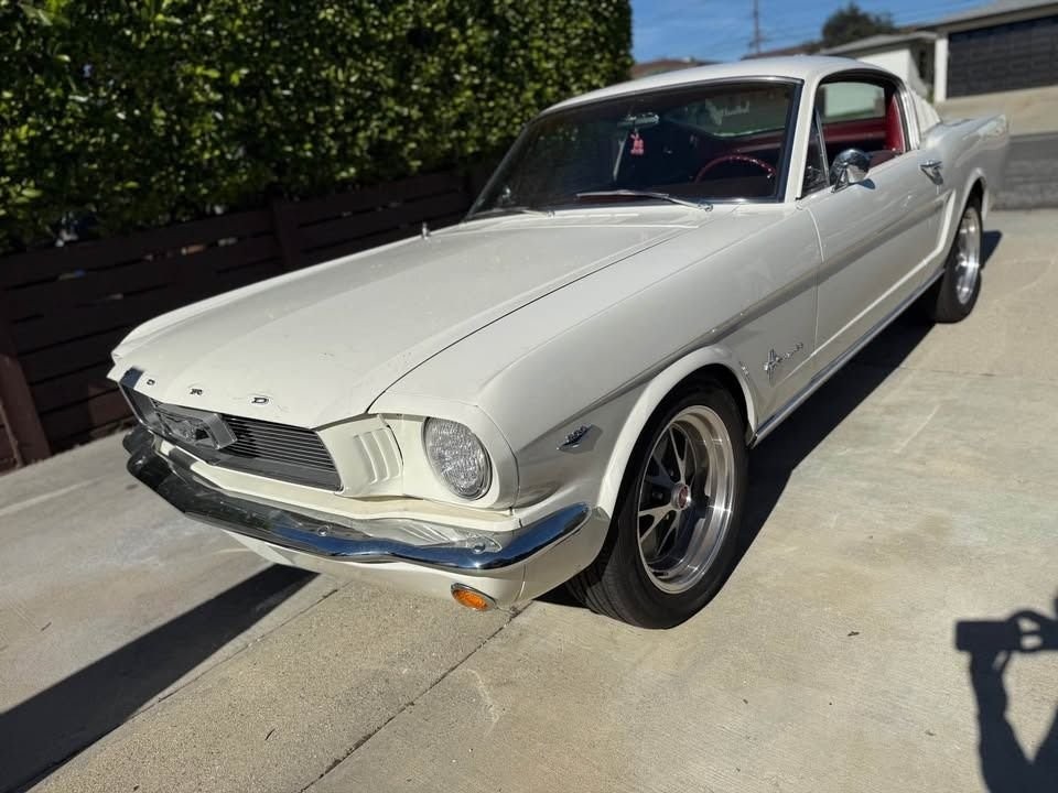 1966 Ford Mustang for sale in Los Angeles California