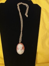 Vintage Victorian Lady s Relief Faux Cameo Pendant - Gold Tone Necklace