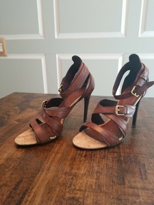 burberry heels