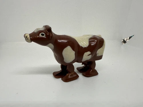 Vintage Made In Hong Kong Plastic Ramp Walker Cow Figure Marx Style