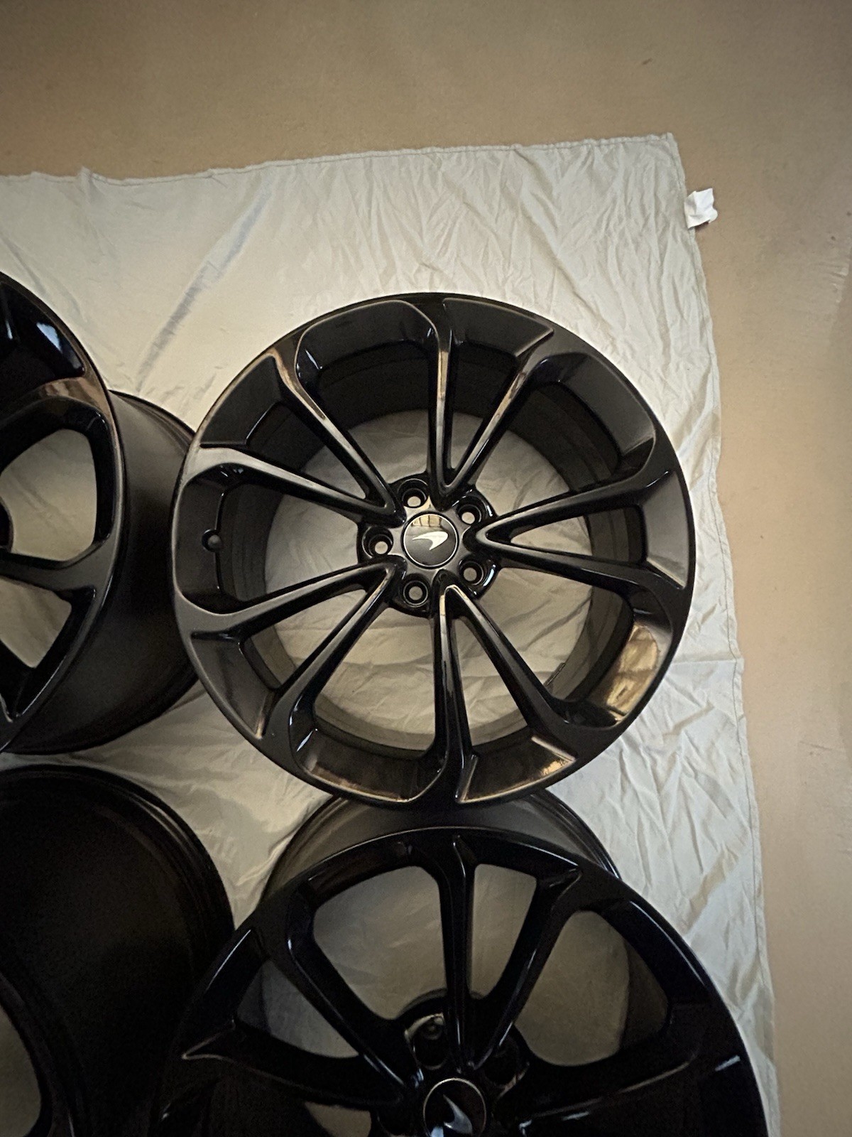 McLaren 570 S wheels