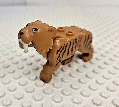LEGO Saber-Toothed Tiger Light Yellow Eyes, Long Teeth and Reddish Brown Stripes
