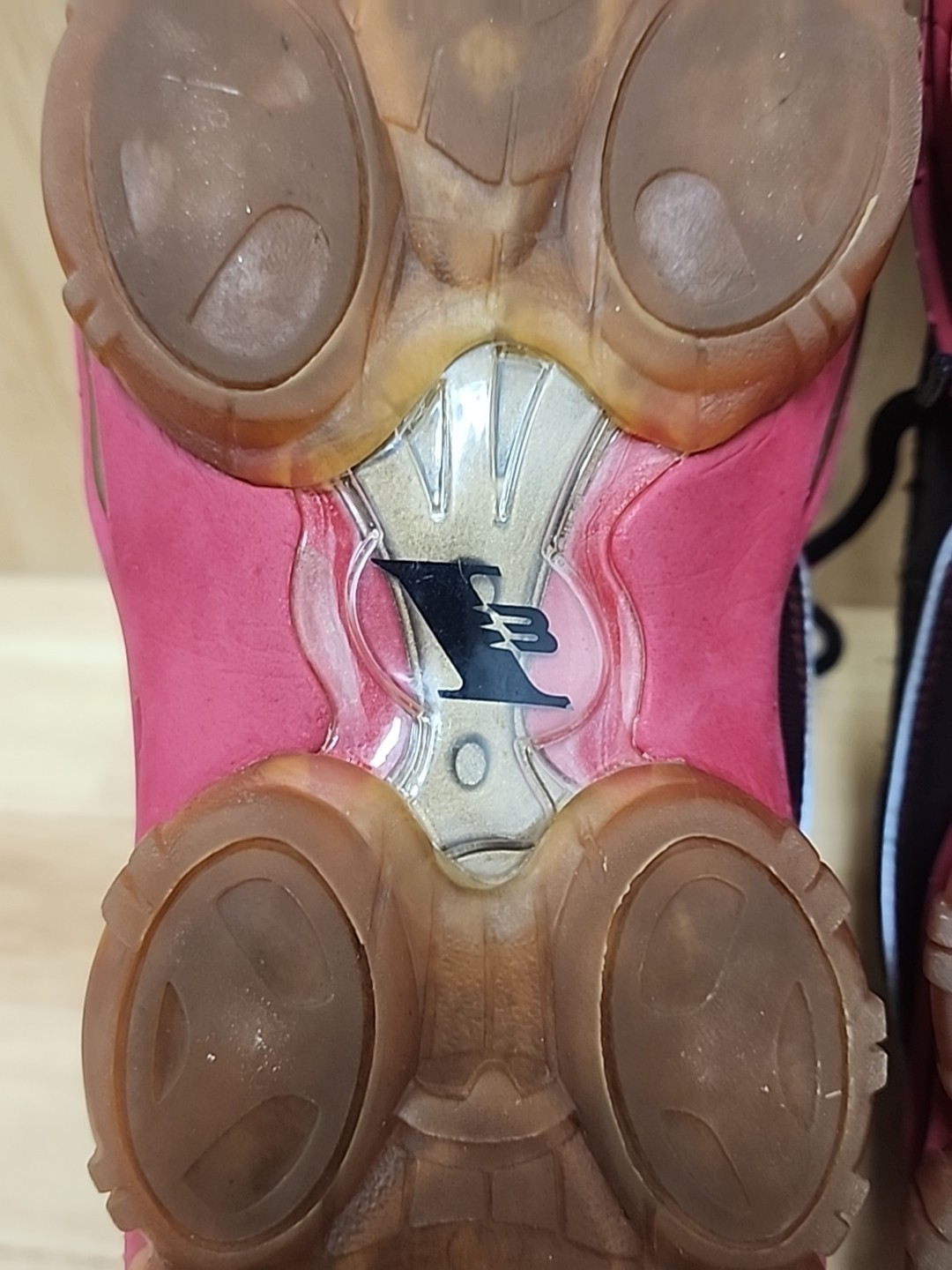 Reebok The Answer DMX 10 Men Size 9.5 J02565 Black Red Gold Training Shoes