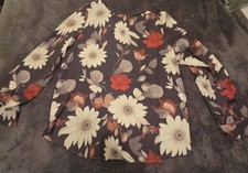 Floral Print Crew Neck Blouse - Large