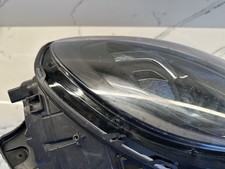 PORSCHE MACAN FACELIFT PASSENGER SIDE HEADLIGHT 95B941015K