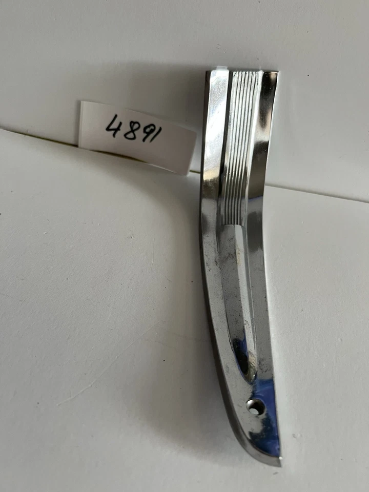 Ford Fairlane Galaxie 500 1959 tablero moldura lado derecho derecho FoMoCo 1018700 OEM 59 OEM Foto 3 de 4