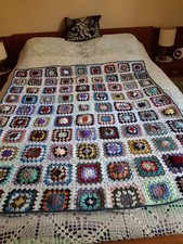 couverture ou plaid granny au crochet Neuve