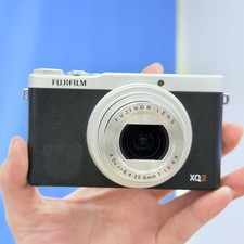 FUJIFILM XQ2 Compact Digital Camera 4x Optical Zoom with 3.0-Inch LCD English