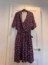 Popsy Dress Size 24 Annalise Printed Strawberry Dress