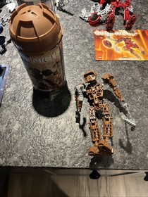 Bionicle Metru Set of 6 : 8601 8602 8603 8604 8605 8606 w/Canisters & 2 Manuals