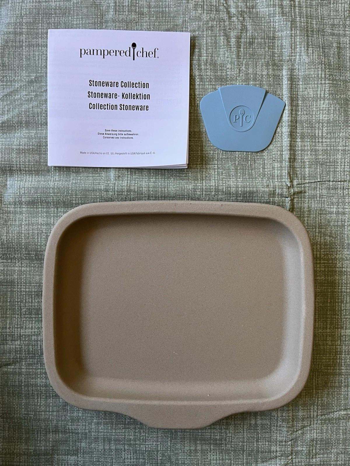 Pampered Chef Stoneware Small Stone Bar Pan #1211 8" x 9"