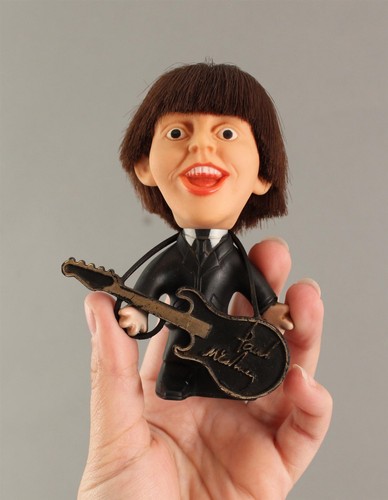 4 bambole vintage originali 1964 REMCO The Beatles, capelli e strumenti originali - Foto 12 di 13