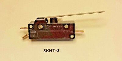 #ad SKHT 0 Unimax momentary Long Lever snap action SPDT 15 Amp 250 VAC switch $23.97