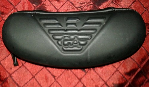 Unisex Vintage Eye-wear Giorgio Armani Black Trademark Glass Plastic Case - Picture 5 of 11