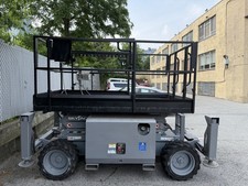 2014 SKYJACK SJ6826RT 4X4 DUAL FUEL 26' 1250 LB ROUGH TERRAIN SCISSOR LIFT