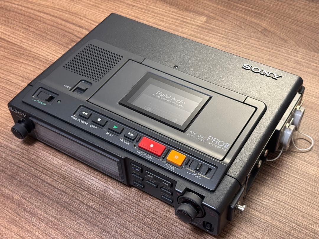 ソニー DAT TCD-D10 PRO SONY TCD-D10 PRO II Professional DAT Recorder Serviced with Case