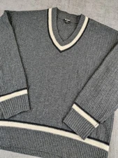 Todd Snyder Sweater Mens M Gray Lambs Wool V Neck Knit Cricket Varsity Jumper