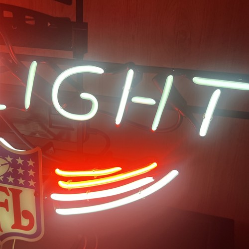 Coors Light NFL Neon Sign Works 28” X 17” - Picture 6 of 16