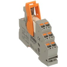 1PC PHOENIX CONTACT - IE 2903339 Relay Module, SPDT, 250VAC, 250VDC/230VAC, 10A