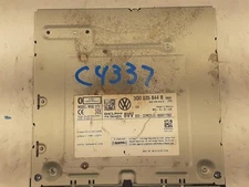 Audio Equipment Radio Receiver Radio Glove Box Mounted Fits 18-19 ATLAS 1523778