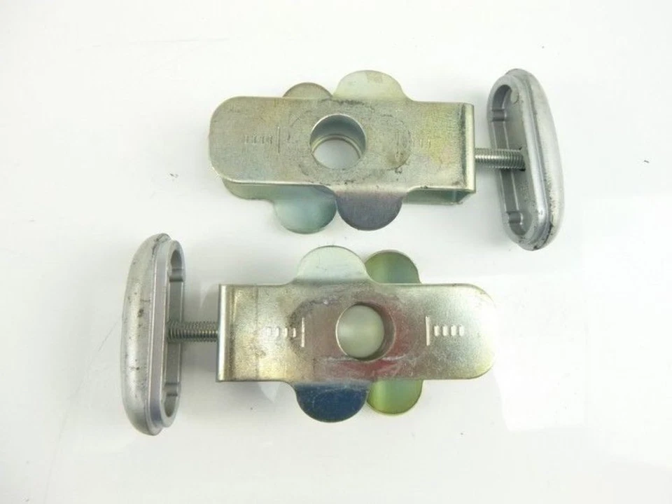 Ajustadores de eje de rueda trasera Suzuki SVF650 SFV 650 Gladius Foto 4 de 4