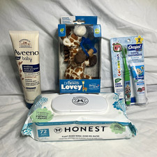 Baby shower Gift Set Aveeno, Honest Wipes, Dr. Brown s tooth brush/paste