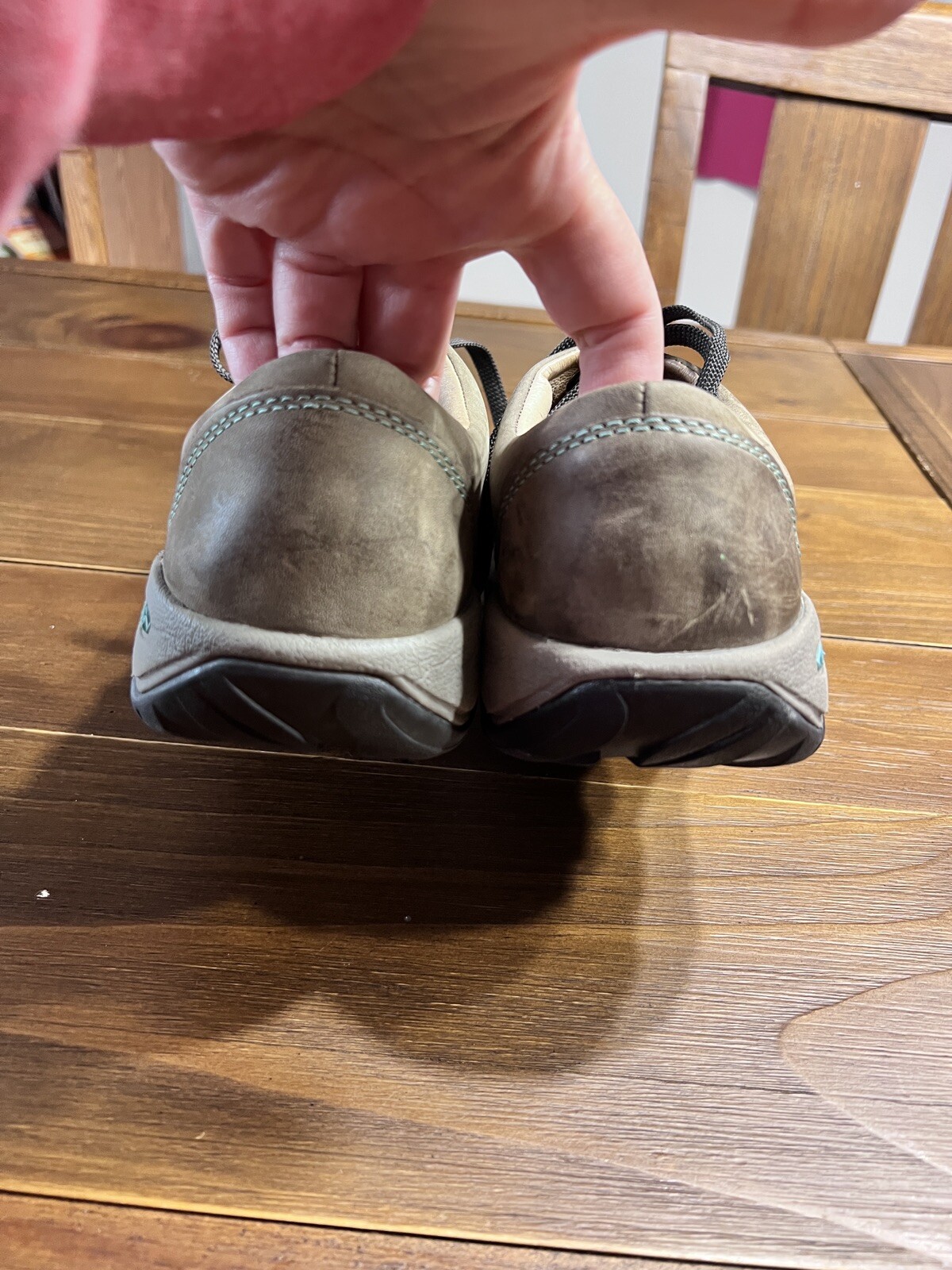 Scarpe da ginnastica KEEN da donna taglia 9 M in pelle marrone Presidio scarpe da trekking outdoor acqua