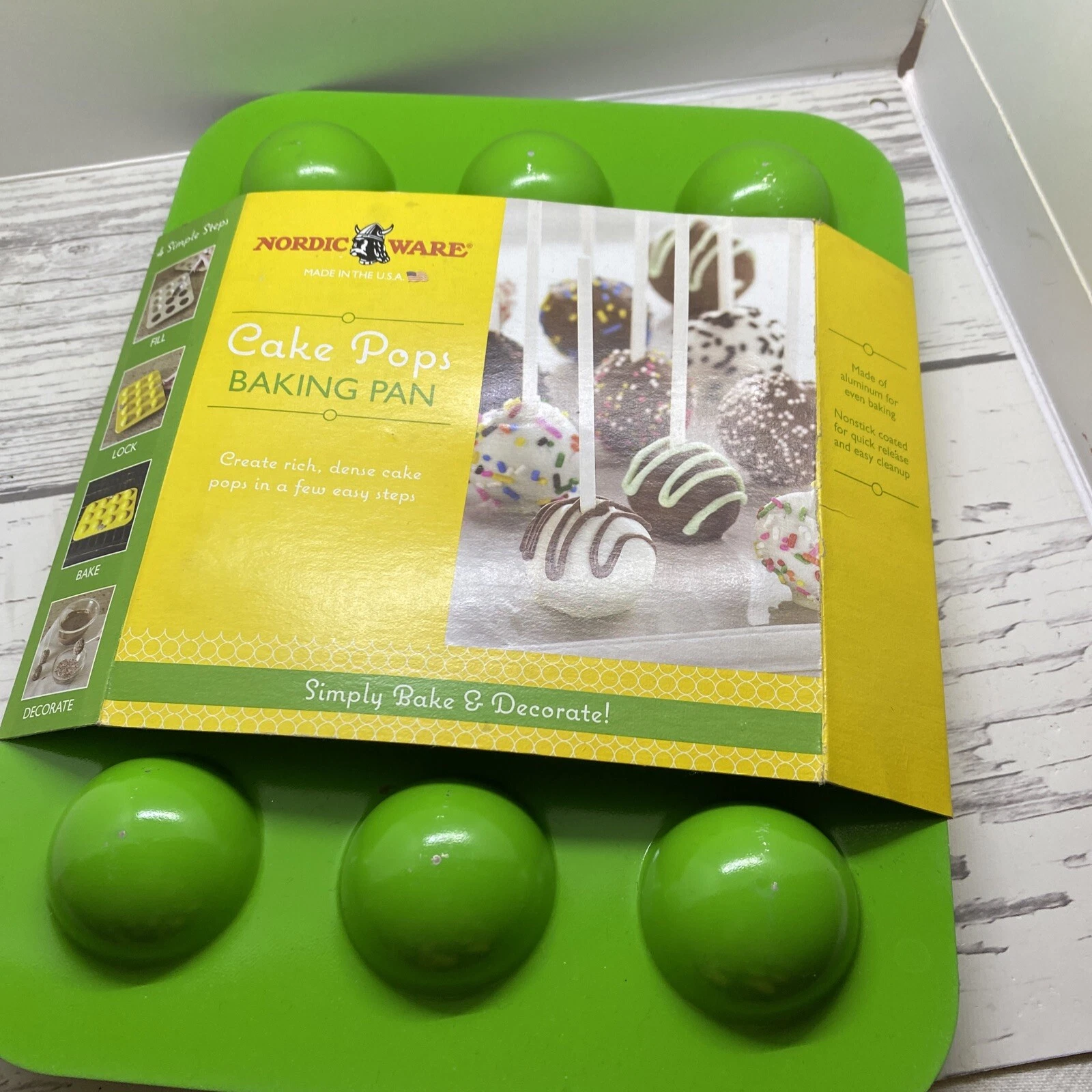 Nordic Ware 12 Cake Pops Aluminum Baking Pan Non-Stick Coated Green New