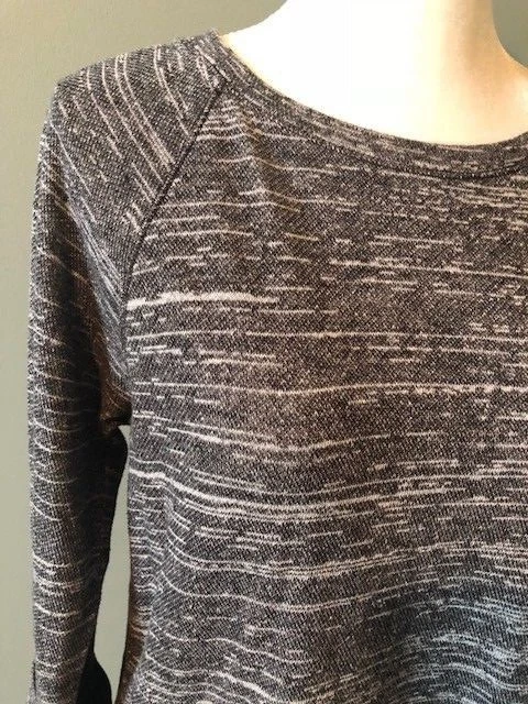 Moletom Jones New York Sport Feminino Tamanho M Cinza Bolso Zíper Roupa Ativa - Imagem 3 de 4