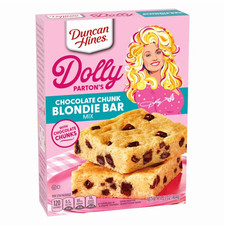 Duncan Hines Dolly Partons Chocolate Chunk Bl...
