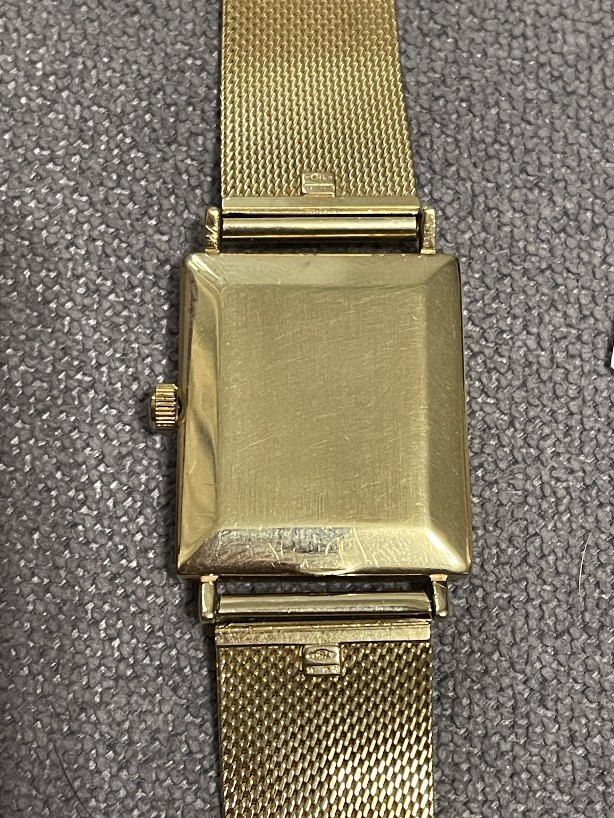 Omega 18k Solid Gold Clou De Paris Ref 111060 1962 Cal 620 Vintage image 4