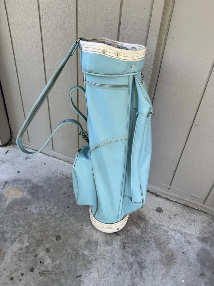 Bolsa de golf MacGregor de cuero vintage de los años 70 con fundas a juego - azul bebé Foto 3 de 4