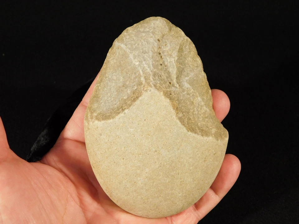 Picador de seixo OLDOWAN idade paleolítica 2,9 a 1,7 milhão de anos Argélia 402gr - Imagem 2 de 4