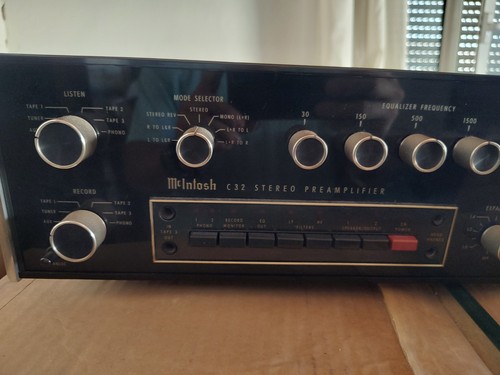 McIntosh C32 Stereo Preamplifier - Mint Condition - Original Owner