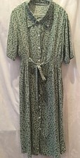 Green Vintage Viscose Dress 14 - Midi Button Thru - Half Elastic Waist SUPER