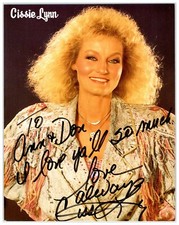 CISSIE LYNN 8" X 10" PHOTO Signed Signature International Fan Club M163 d