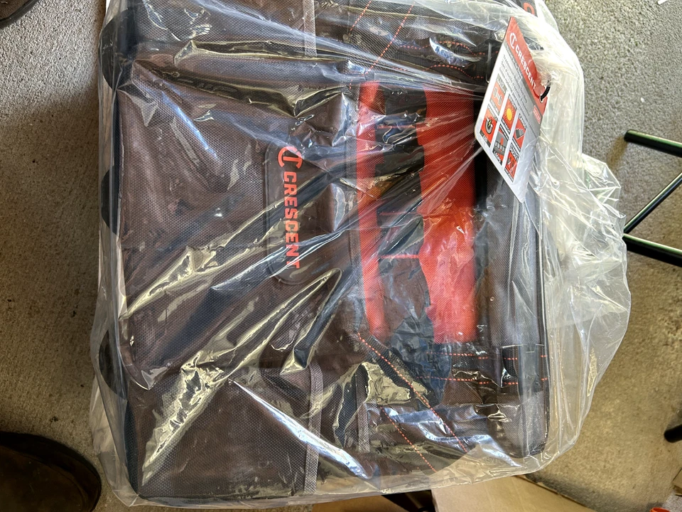 crescent ctbr1850n 18" Tradesman Rolling Tool Bag - Image 2 of 4