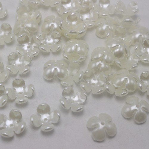 100 Ivory Acrylic Pearl 4-Petals Flower Bead Caps 0.63" Center Hole Sewing Craft - Picture 8 of 9