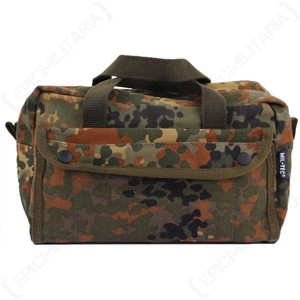 michael kors manhattan black medium