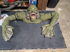 Rubie's Creature From The Black Lagoon Universal Monsters Grave Walker-READ