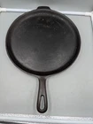 Vtg Wagner Ware Cast Iron  Griddle 11 "  USA - Sits Flat