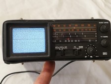 Vintage Realistic Portavision Micro-TV AM/FM ...