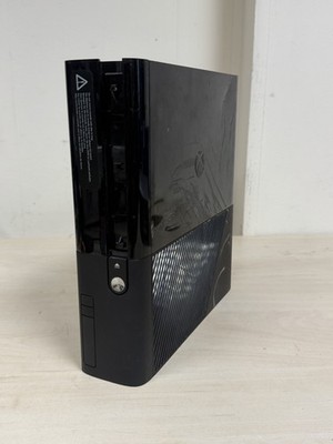 Microsoft Xbox 360 E Model 1538 Schwarz Nur Konsole - Beschädigt & Ungetestet