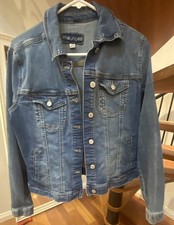 Maurices Women's Denim Jacket Size Medium