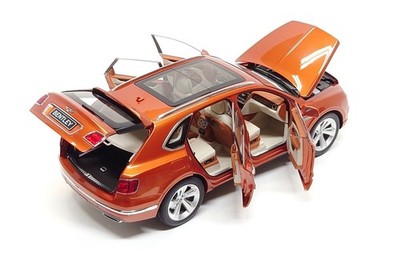 Kyosho 1:18 Bentley Bentayga in Orange Flame (Dealer Edition