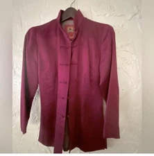 Shanghai Tang Women’s  Burgundy Silk Jacket Frog Closure Excellent Condition