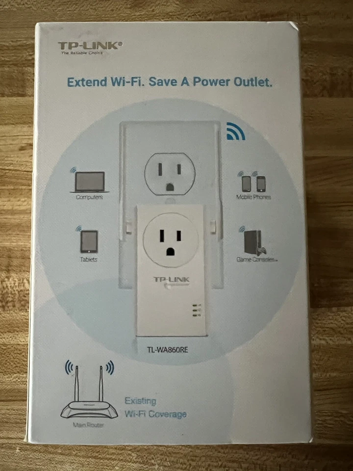 TP-LINK 300Mpbs Wi-Fi Range Extender Power Outlet Pass-though TL-WA860RE - Image 2 of 4
