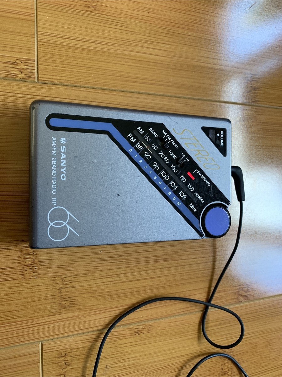 SANYO　２BANDラジオ（PULSAR）　RP-5110 SANYO RP 5110 FM/AMラジオ